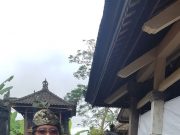 Bupati Giri Prasta Gunakan Hak Pilihnya Imbau Seluruh Pihak Jaga Kondusivitas Pemilu