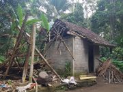 Nenek Taman Akhir Peroleh Peningkatan Kualitas Rumah Sehat
