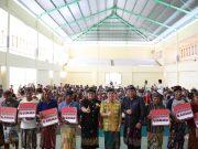 Bupati Giri Prasta Serahkan 250 Bantuan Bedah Rumah di Klungkung