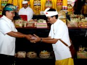 Komit Ringankan Beban Masyarakat, Bupati Giri Prasta Hadiri Melaspas dan Piodalan Pura Luhur Pucak Bukit Kembar Baturiti