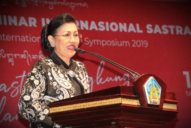 seminar sastra1