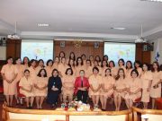 Ny. Tjok. Putri Hariyani Hadiri Ceramah Memilih Kosmetik yang Benar