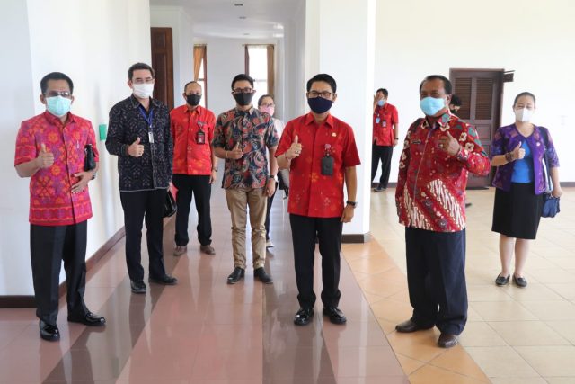 Sekda Terima Kunja DPRD Bali (2)