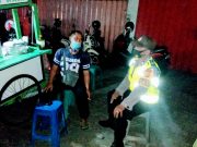 Gelar Patroli Dialogis dan Sosialisasi Prokes, Desa Dauh Puri Klod Sasar Pelaku Usaha