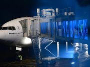 Gunakan Pesawat Carter, Vaksin Covid-19 Tiba di Tanah Air