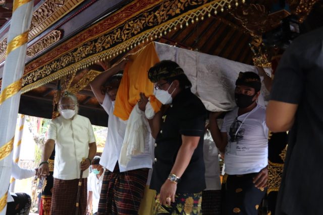 Bupati Pelebon (1)
