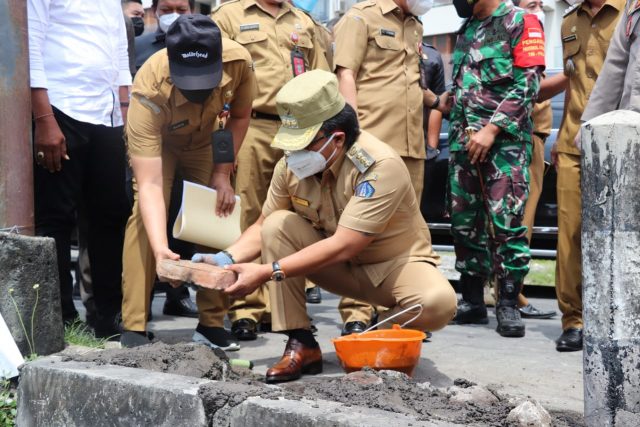 Bupati Tapal Batas (6)