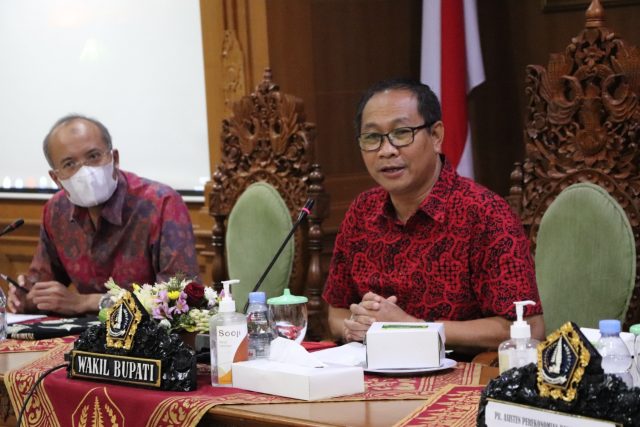 Rapat High Level Meeting (1)