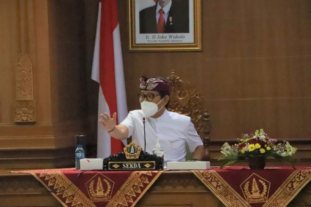 Sekda Rapat DPMPTSP (4)