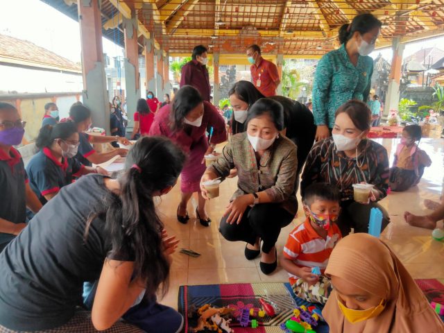 tambah
