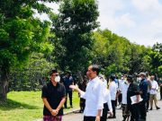 Walikota Jaya Negara Dampingi Presiden Joko Widodo Tinjau Mangrove Conservation Forest Denpasar