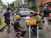 Tim Yustisi Denpasar Tertibkan 24 Pelanggar Prokes di Kesiman Kertalangu