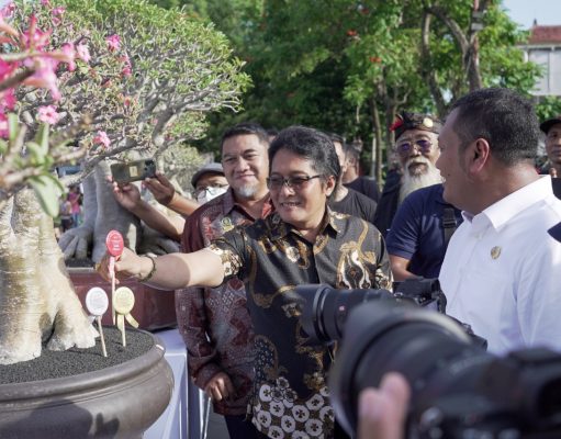 Hadiri Pameran Bonsai di Gianyar, Bupati Giri Prasta Sebut Potensi Ekonomi Bonsai Menjanjikan