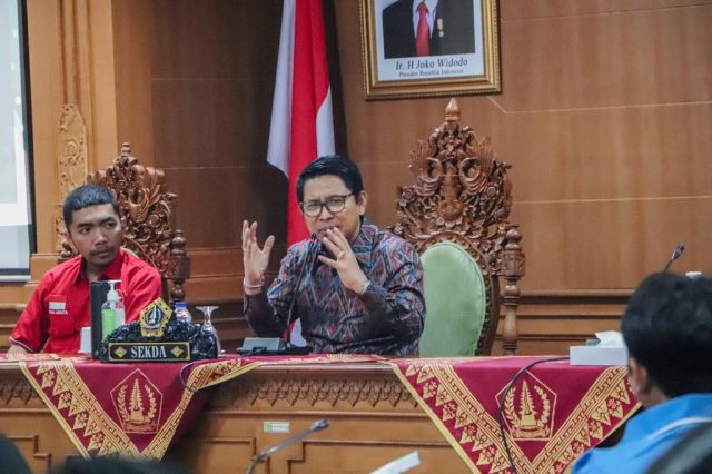 Seminar (4)