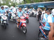 Sekda Adi Arnawa Hadiri Parade Konversi Sepeda Motor BBM ke Listrik