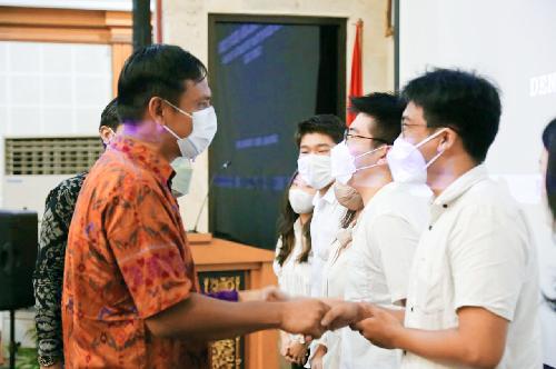 sium3