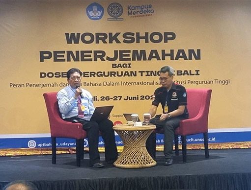 Telisik Peran Penerjemah Bahasa Dalam Internasionalisasi, UPT Bahasa Unud Gelar “Workshop” Penerjemahan