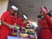 Semarak HUT Ke-78 Kemerdekaan RI, Bapenda Kota Denpasar Gelar Beragam Lomba, dari Membuat Rujak hingga “Ngulat Tipat”