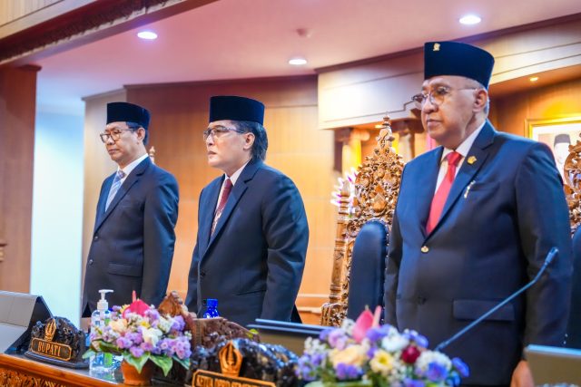 Sumpah Pimpinan DPRD Badung (3)
