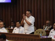 Pjs. Walikota Dewa Mahendra Hadiri Raker dan RDP dengan Komisi II DPR RI
