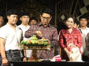 Bupati Adi Arnawa Hadiri Peringatan HUT Ke-41 ST Eka Satya Dharma Banjar Umopoh, Penarungan