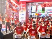 Walikota Jaya Negara Lepas Peserta “Cellular World Merdeka Run 2025”