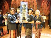 Sekda Alit Wiradana Tutup Rare Angon Festival, 23 Negara Ikut Meriahkan Festival Layang-layang Internasional