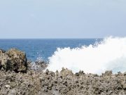 Diterjang Gelombang Tinggi, ITDC Tutup Sementara DTW Waterblow
