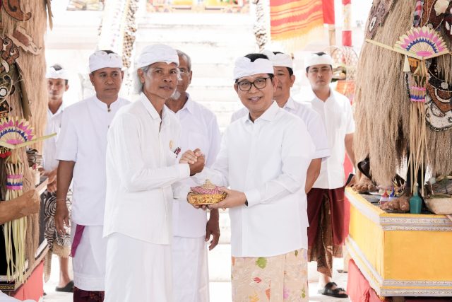 Pura Desa Bale Agung Desa Adat Kutuh (1)