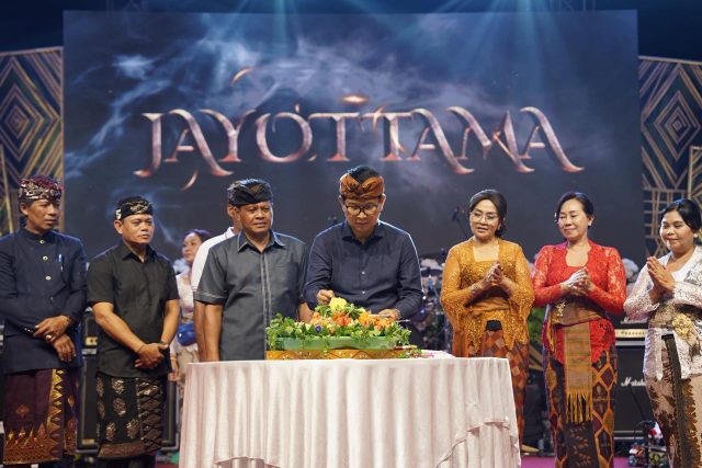 HUT Ke-100 Desa Mambal (3)