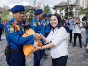 Apresiasi Petugas Damkar Tangani Bencana, Pemkab Badung Serahkan 325 Paket Sembako