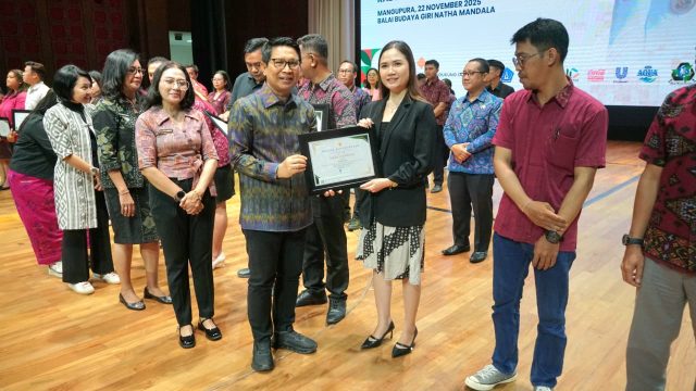 Penghargaan Bank Sampah dan TPS3R (2)