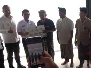 Diberikan kepada 5.275 KK, Bupati Adi Arnawa Salurkan Bansos Galungan di Kecamatan Kuta