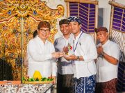 Hadiri HUT ST Ersanya Sudira Jaya, Bupati Adi Arnawa Tekankan Pelestarian Budaya