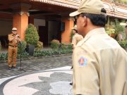 Pj. Sekda Eddy Mulya Pimpin Apel Disiplin, Ingatkan Percepatan Akeselerasi Tuntaskan APBD Tahun 2025