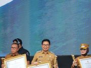 Bupati Badung Terima Penghargaan Upakarya Wanua Nugraha Tahun 2025