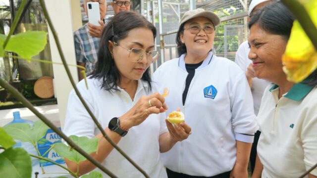 Tinjau Plastic Exchange (7)