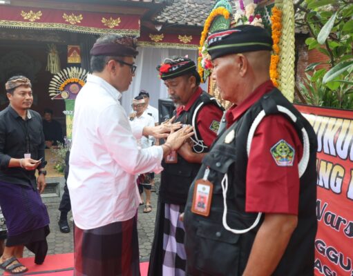 Wali Kota Jaya Negara Hadiri Pengukuhan Pecalang Desa Adat Sumerta Masa Bakti 2026-2030
