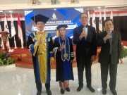 Pecah Telur, Guru Besar Pertama ITB STIKOM Bali