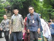 Komitmen Perkuat Pendidikan Hindu, Wawali Arya Wibawa Hadiri Parade Budaya Bhakti Pertiwi Widyalaya