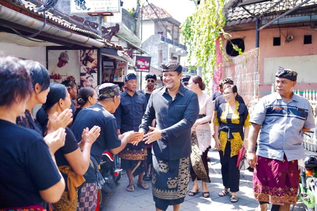 Serahkan dokumen Akta Kematian (3)
