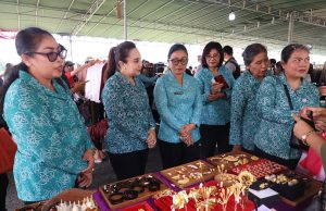 Berdayakan UMKM, TP PKK Kota Denpasar Apresiasi Pasar Rakyat “Berbelanja Berbagi” TP PKK Provinsi Bali