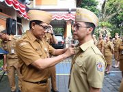 Pimpin Apel Disiplin, Sekda Eddy Mulya Sematkan Pin ZI WBBM