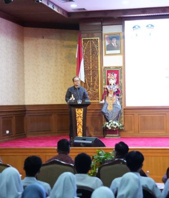 Wabup Badung Buka Literasi Digital “Tips Aman Bertransaksi Online”