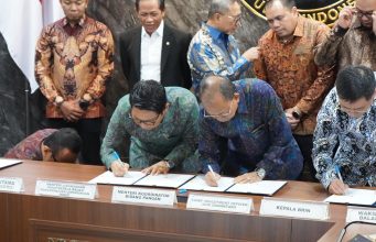 Bupati Badung Tanda Tangani PKS PSEL, Dorong Pengolahan Sampah Jadi Energi Listrik