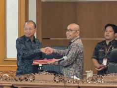 Sampaikan PU Fraksi, Disel Astawa Pimpin Rapat Paripurna Ke-33 DPRD Provinsi Bali