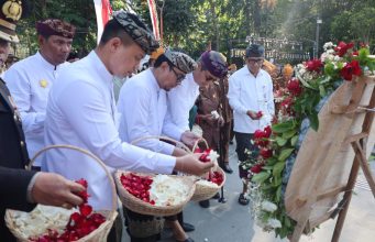 Wawali Denpasar Arya Wibawa Pimpin Apel Peringatan Serangan Umum Kota Denpasar Ke-80 Tahun 2026
