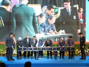 Gubernur Koster dan Menteri Imipas Teken MoU Optimalisasi Tugas dan Fungsi Imigrasi