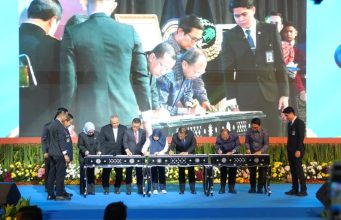 Gubernur Koster dan Menteri Imipas Teken MoU Optimalisasi Tugas dan Fungsi Imigrasi