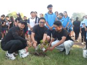 Wawali Arya Wibawa Apresiasi Aksi Peduli Lingkungan MPK SMAN 2 Denpasar di Pantai Mertasari